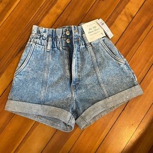 Abercrombie mom shorts